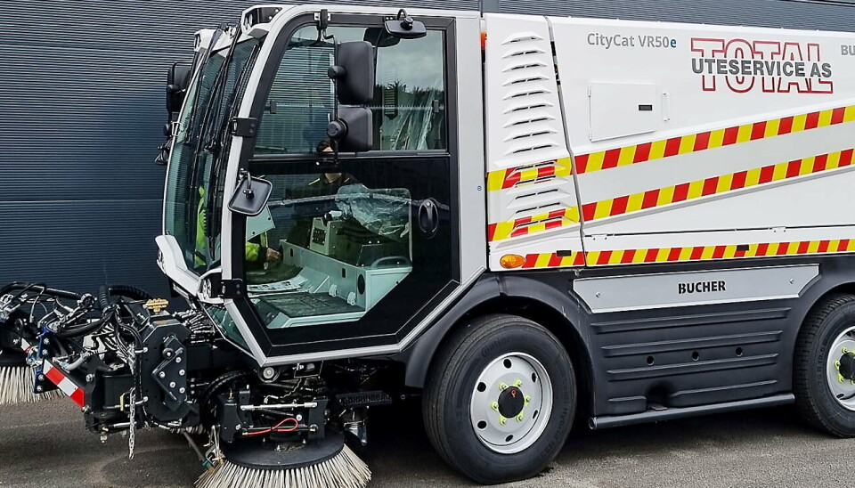 CITYKAT: I oktober i fjor fikk Total Uteservice levert en Bucher CityKat VR50e av Sigurd Stave AS. Nå skal entreprenøren forberede seg på å drifte over 150 mil fylkesveier i Innlandet.