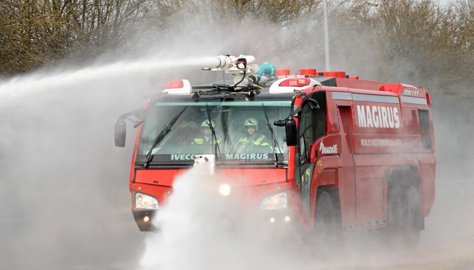 SPESIALPRODUKTER: Ett av kjøretøyene fra Magirus er denne flyplassbrannbilen med betegnelsen Dragon 6x6.