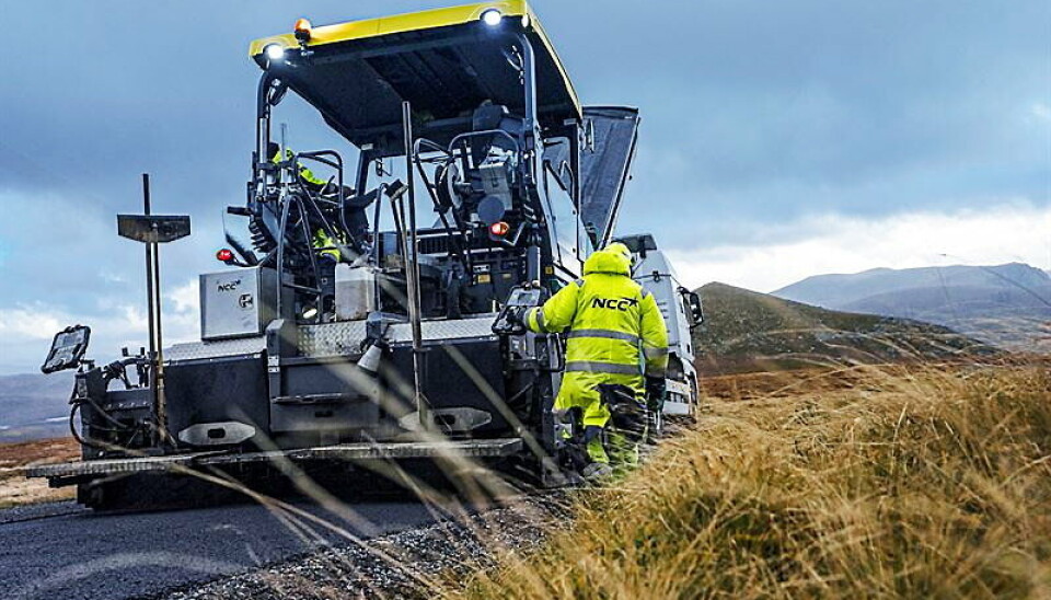 FYLKE OG STAT: I alt ni kontrakter med Statens vegvesen og fylkeskommuner er nå signert av entreprenøren.