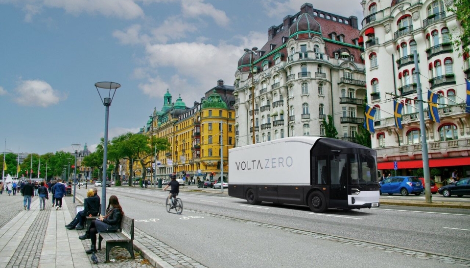 Volta Zero rakk aldri å bli satt i ordinær serieproduksjon før selskapet gikk konkurs. Her fra demokjøring i Sverige. Nå skal satsingen dras i gang igjen.