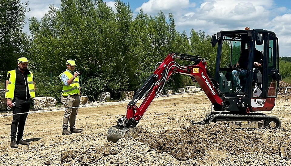 MINIGRAVER: Ca 2 tonns minigraver er også klar fra Yanmar.