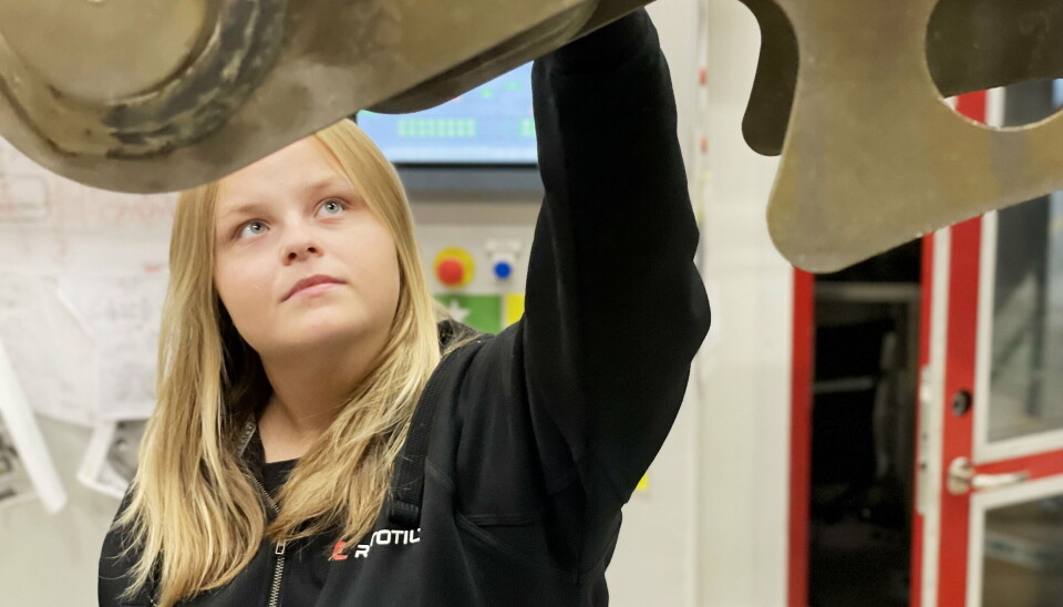 FRA SVERIGE: Rototilt og Norge lokket Kajsa til ny stilling som tekniker og reservedelsselger.