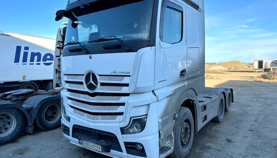 SKILT: Det var smurt møkk på de falske skiltene.